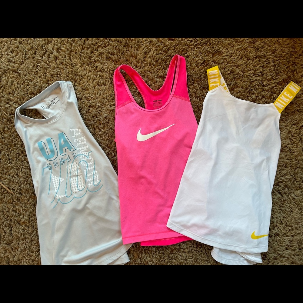 BUNDLE: girls UA and Nike tanks